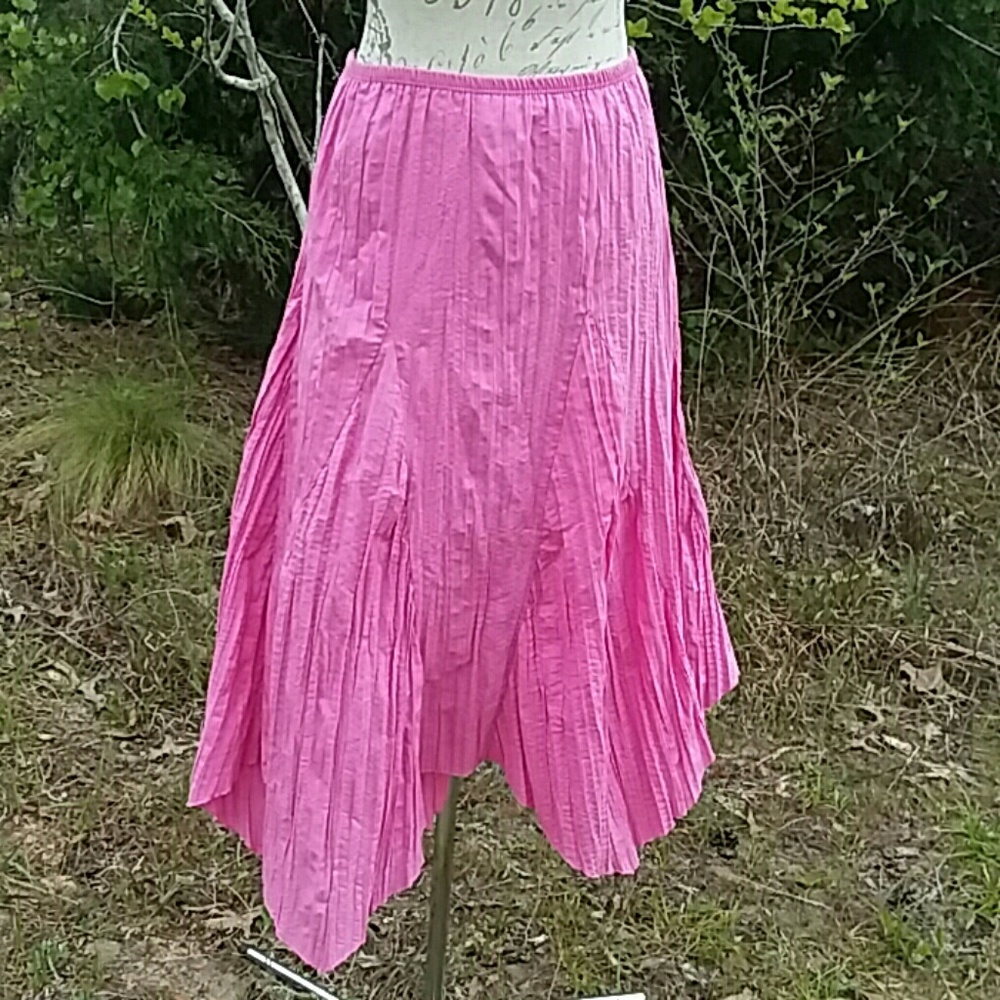YS USA  Pink Tulip Hem Skirt Size M